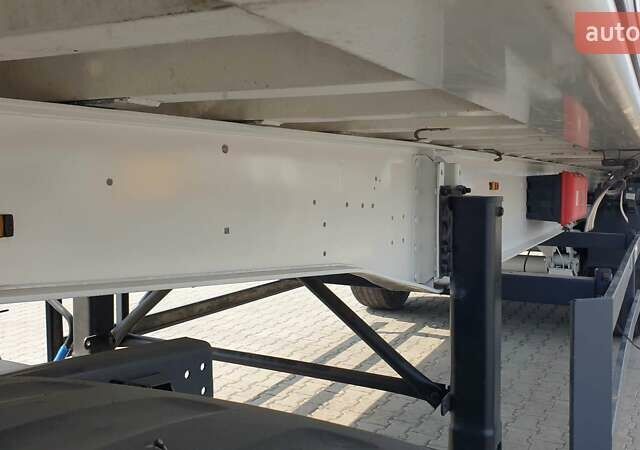 Белый Шмитз СКИ, объемом двигателя 0 л и пробегом 300 тыс. км за 23609 $, фото 7 на Automoto.ua