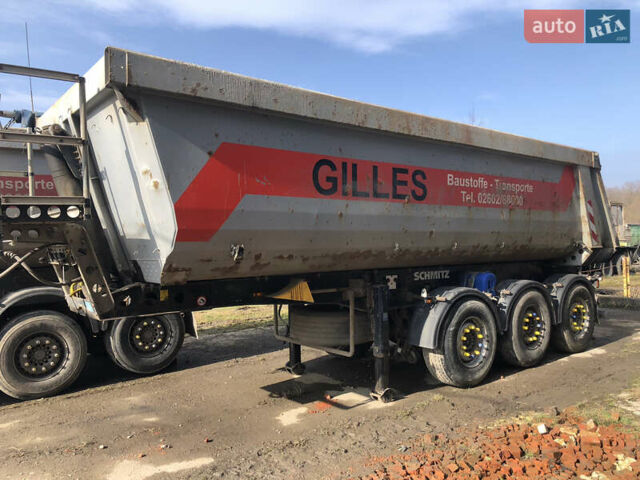 Черный Шмитз СКИ, объемом двигателя 0 л и пробегом 500 тыс. км за 21000 $, фото 1 на Automoto.ua