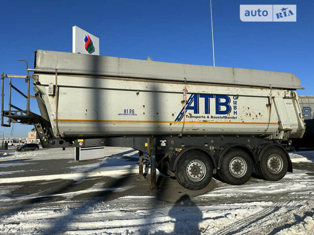 Чорний Шмітз СКІ, об'ємом двигуна 0 л та пробігом 300 тис. км за 19900 $, фото 2 на Automoto.ua