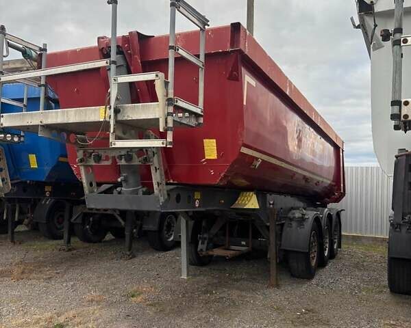 Красный Шмитз СКИ, объемом двигателя 0 л и пробегом 100 тыс. км за 13100 $, фото 1 на Automoto.ua