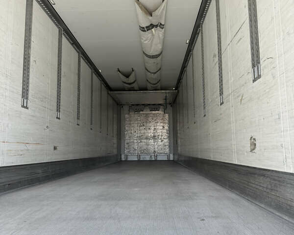 Шмитз СКИ, объемом двигателя 0 л и пробегом 11 тыс. км за 24152 $, фото 8 на Automoto.ua