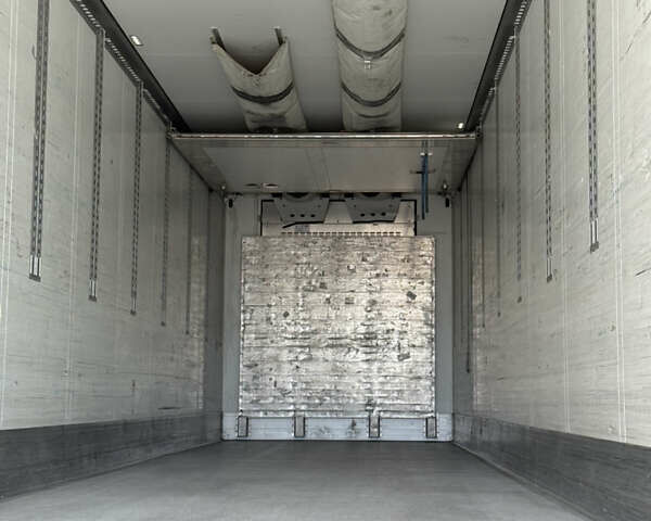 Шмитз СКИ, объемом двигателя 0 л и пробегом 11 тыс. км за 24152 $, фото 9 на Automoto.ua