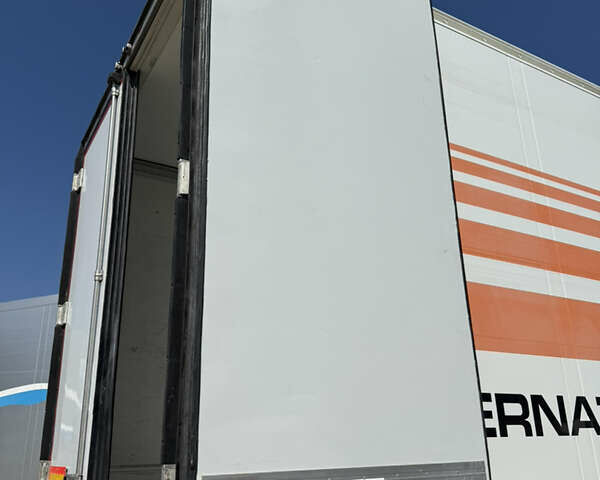 Шмитз СКИ, объемом двигателя 0 л и пробегом 11 тыс. км за 24152 $, фото 3 на Automoto.ua