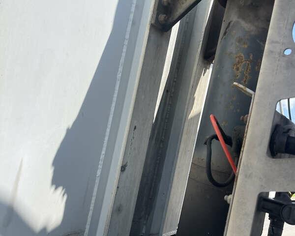 Сірий Шмітз СКІ, об'ємом двигуна 0 л та пробігом 450 тис. км за 18900 $, фото 3 на Automoto.ua