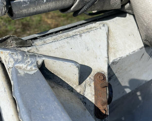 Сірий Шмітз СКІ, об'ємом двигуна 0 л та пробігом 450 тис. км за 18900 $, фото 6 на Automoto.ua