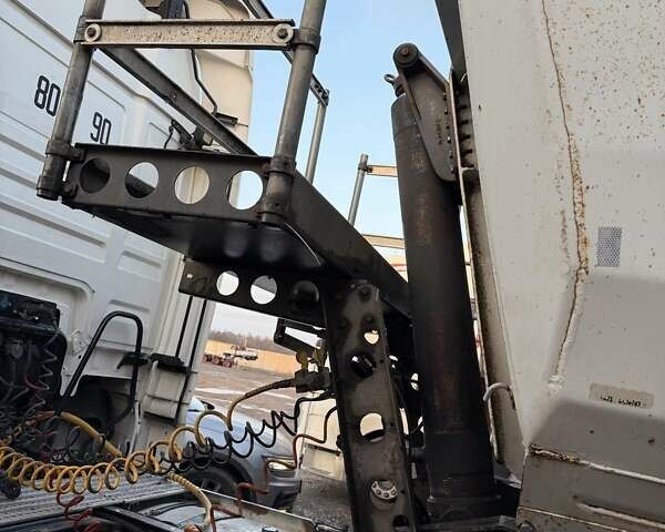 Серый Шмитз СКИ, объемом двигателя 0 л и пробегом 100 тыс. км за 14300 $, фото 17 на Automoto.ua