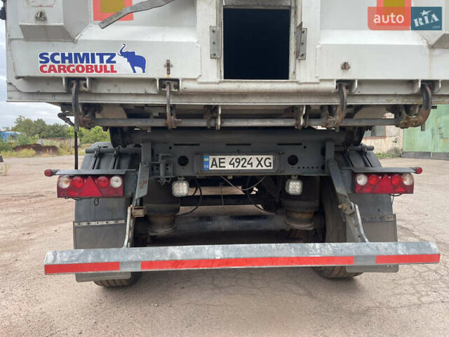 Сірий Шмітз СКІ, об'ємом двигуна 0 л та пробігом 100 тис. км за 33000 $, фото 5 на Automoto.ua