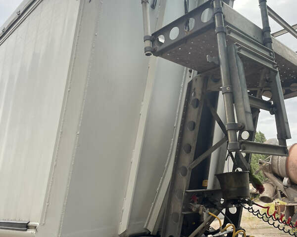 Сірий Шмітз СКІ, об'ємом двигуна 0 л та пробігом 100 тис. км за 33000 $, фото 18 на Automoto.ua