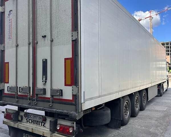 Серый Шмитз СКО, объемом двигателя 0 л и пробегом 999 тыс. км за 17600 $, фото 6 на Automoto.ua