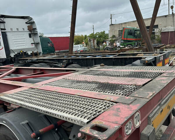 Красный Шмитз SCF 24G, объемом двигателя 0 л и пробегом 100 тыс. км за 7200 $, фото 4 на Automoto.ua