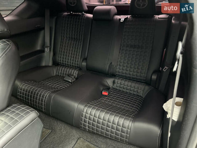 Черный Сцион TC, объемом двигателя 2.5 л и пробегом 54 тыс. км за 9900 $, фото 7 на Automoto.ua