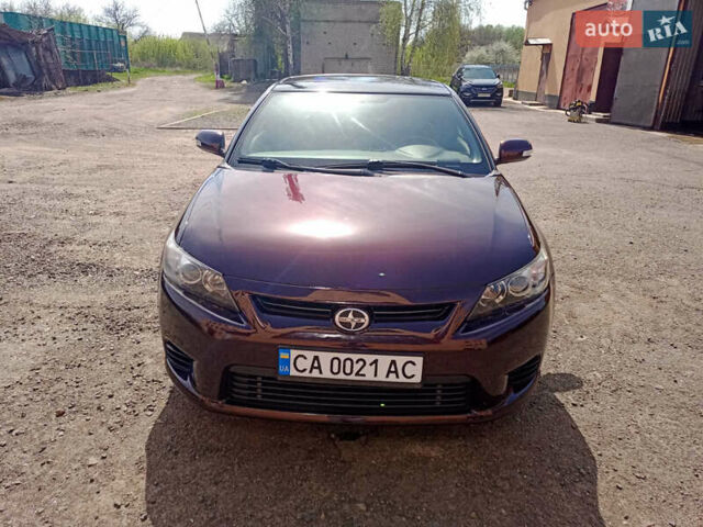 Фиолетовый Сцион TC, объемом двигателя 2.5 л и пробегом 180 тыс. км за 10200 $, фото 1 на Automoto.ua