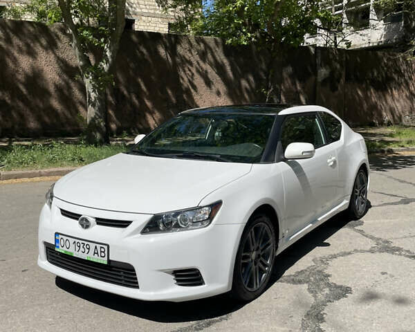 Сцион TC, объемом двигателя 2.5 л и пробегом 127 тыс. км за 9300 $, фото 2 на Automoto.ua