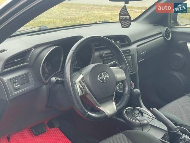 Сцион TC, объемом двигателя 2.49 л и пробегом 220 тыс. км за 8500 $, фото 1 на Automoto.ua