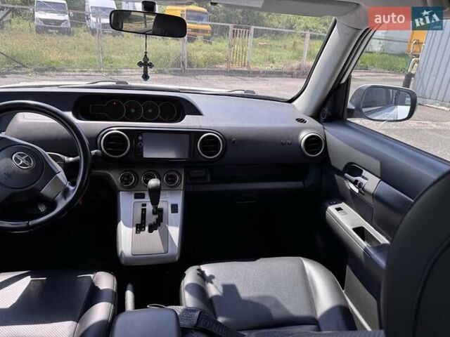 Белый Сцион ХБ, объемом двигателя 2.4 л и пробегом 213 тыс. км за 6650 $, фото 5 на Automoto.ua