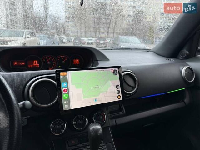 Черный Сцион ХБ, объемом двигателя 2.38 л и пробегом 188 тыс. км за 9350 $, фото 14 на Automoto.ua