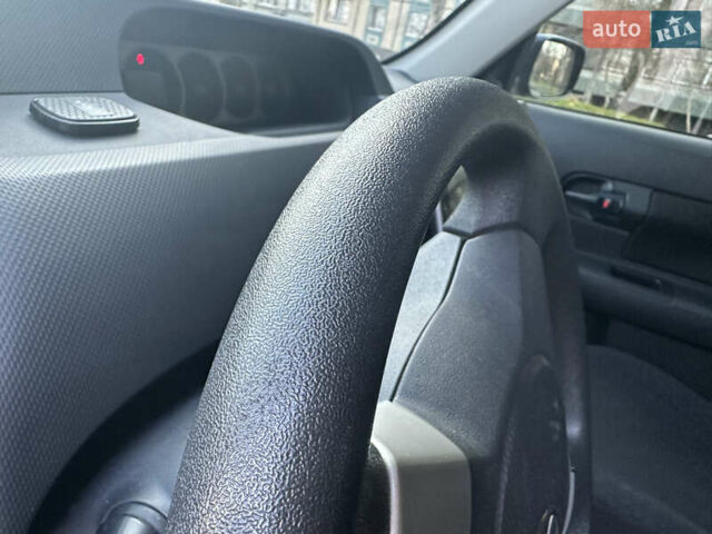 Фиолетовый Сцион ХБ, объемом двигателя 2.36 л и пробегом 142 тыс. км за 7999 $, фото 9 на Automoto.ua