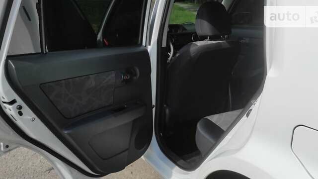 Сціон ХБ, об'ємом двигуна 2.4 л та пробігом 176 тис. км за 7800 $, фото 24 на Automoto.ua