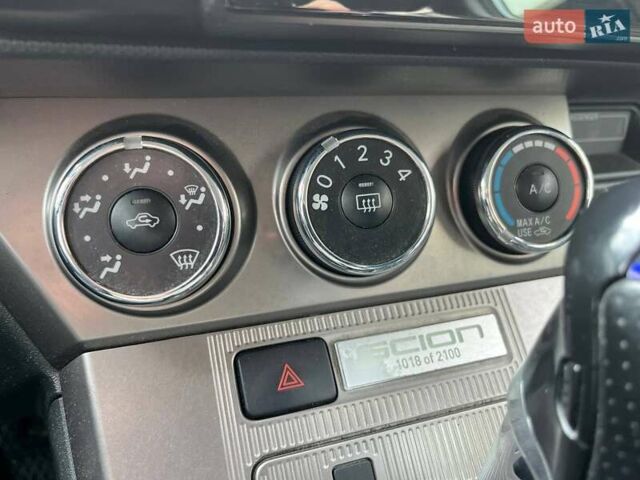 Сціон ХБ 2013 у Києві на Automoto.ua Сірий Сціон ХБ, об'ємом двигуна 2.36 л та пробігом 232 тис. км за 7900 $, фото 7 на Automoto.ua