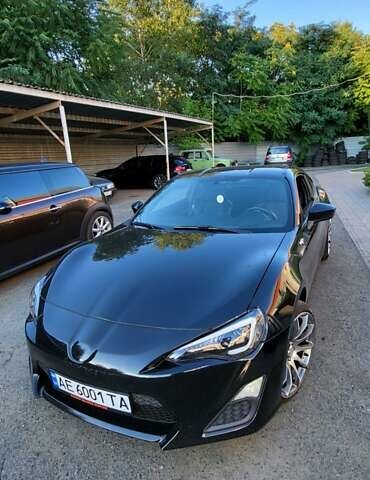 Черный Сцион FR-S, объемом двигателя 2 л и пробегом 107 тыс. км за 12000 $, фото 1 на Automoto.ua