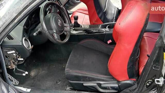 Черный Сцион FR-S, объемом двигателя 2 л и пробегом 152 тыс. км за 6750 $, фото 2 на Automoto.ua