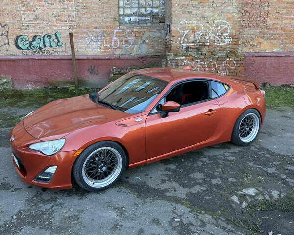 Оранжевый Сцион FR-S, объемом двигателя 2 л и пробегом 160 тыс. км за 14300 $, фото 36 на Automoto.ua