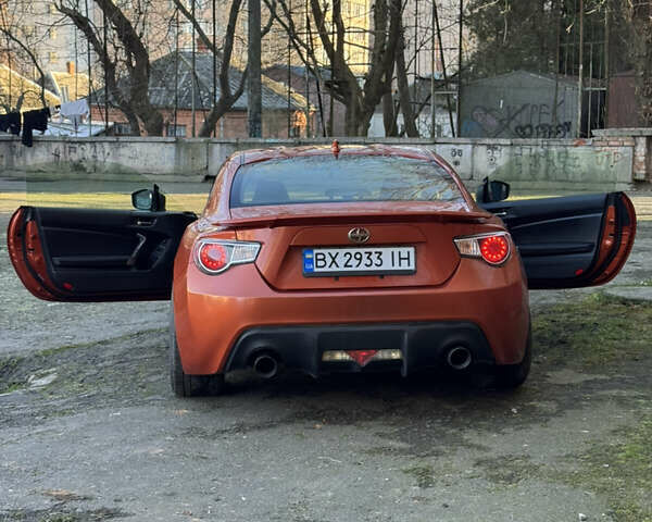 Оранжевый Сцион FR-S, объемом двигателя 2 л и пробегом 160 тыс. км за 14300 $, фото 24 на Automoto.ua