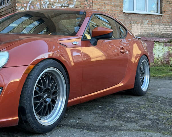 Оранжевый Сцион FR-S, объемом двигателя 2 л и пробегом 160 тыс. км за 13100 $, фото 18 на Automoto.ua