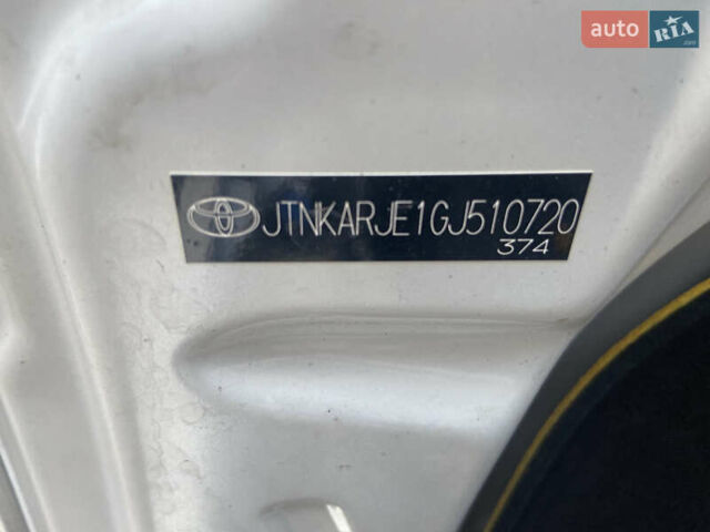 Білий Сціон iM, об'ємом двигуна 1.8 л та пробігом 97 тис. км за 11500 $, фото 3 на Automoto.ua