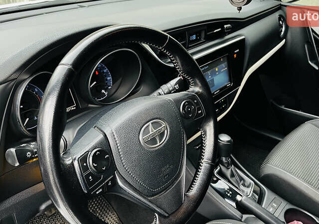 Білий Сціон iM, об'ємом двигуна 1.8 л та пробігом 97 тис. км за 11500 $, фото 7 на Automoto.ua