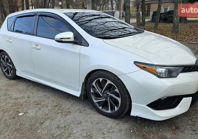 Белый Сцион iM, объемом двигателя 1.8 л и пробегом 122 тыс. км за 10700 $, фото 2 на Automoto.ua