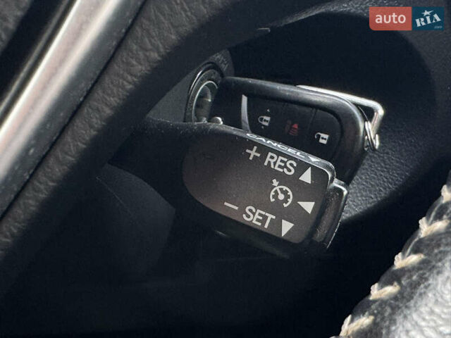 Серый Сцион iM, объемом двигателя 1.8 л и пробегом 82 тыс. км за 11200 $, фото 20 на Automoto.ua