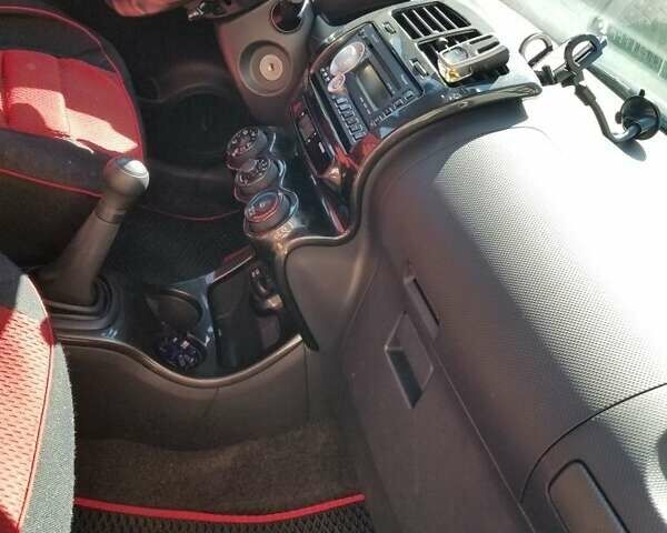 Красный Сцион xД, объемом двигателя 1.8 л и пробегом 150 тыс. км за 6700 $, фото 2 на Automoto.ua