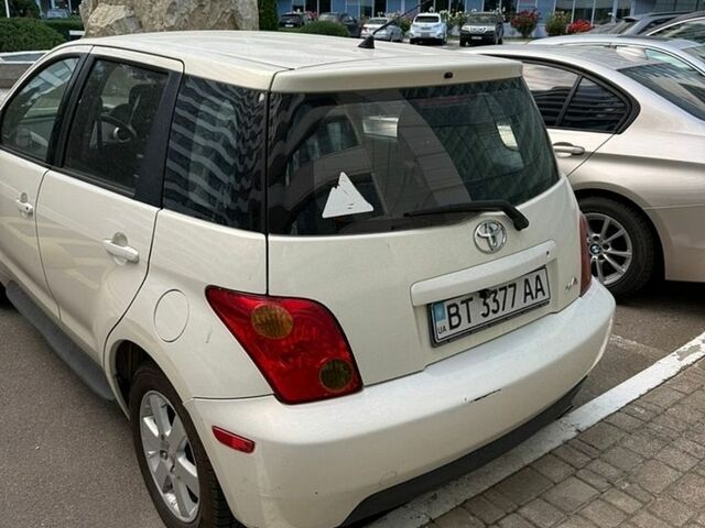 Белый Сцион xA, объемом двигателя 1.5 л и пробегом 260 тыс. км за 4200 $, фото 2 на Automoto.ua