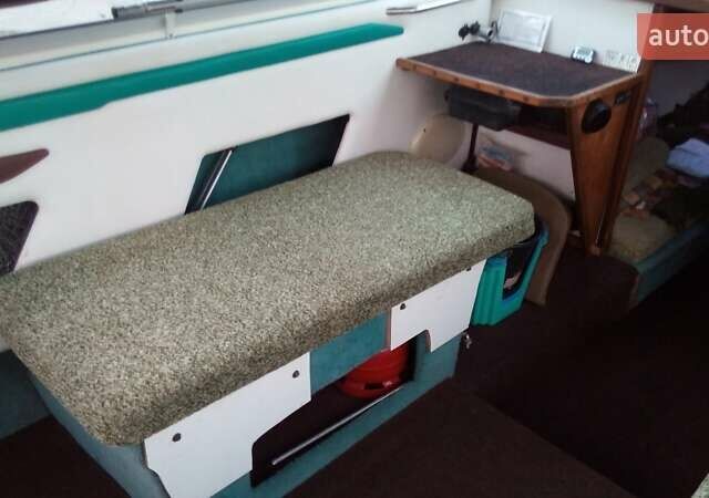 Белый СиРей 200 Sundeck, объемом двигателя 3 л и пробегом 300 тыс. км за 12000 $, фото 6 на Automoto.ua