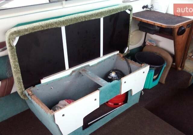 Белый СиРей 200 Sundeck, объемом двигателя 3 л и пробегом 300 тыс. км за 12000 $, фото 4 на Automoto.ua