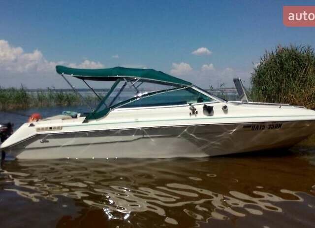 Белый СиРей 200 Sundeck, объемом двигателя 3 л и пробегом 300 тыс. км за 12000 $, фото 3 на Automoto.ua