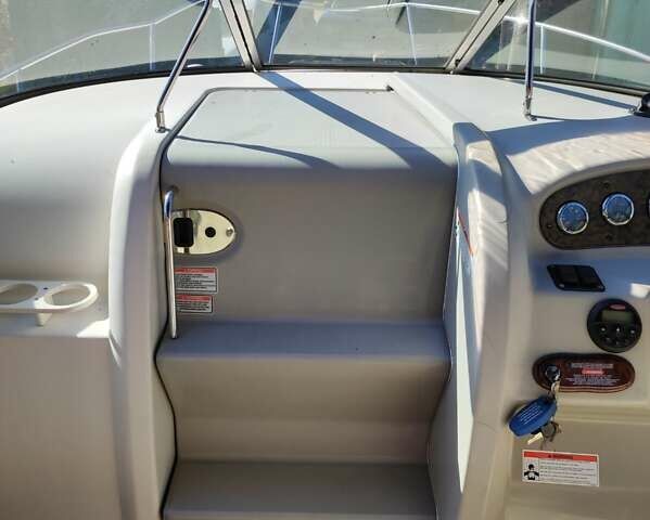 Білий СіРей 225 Вікендер, об'ємом двигуна 5.7 л та пробігом 207 тис. км за 36900 $, фото 6 на Automoto.ua