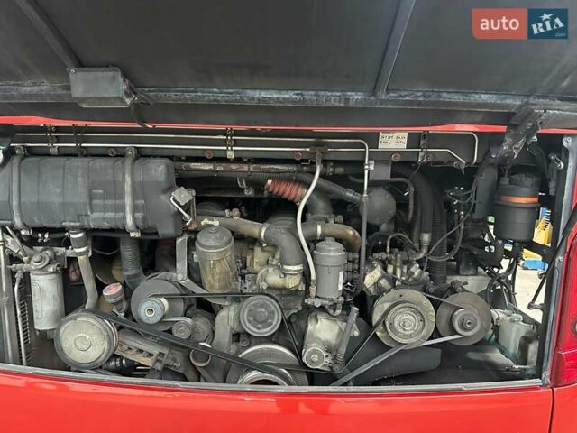 Красный Сетра S 417, объемом двигателя 11.97 л и пробегом 275 тыс. км за 134835 $, фото 3 на Automoto.ua