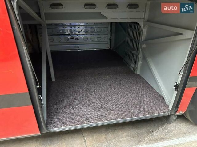 Красный Сетра S 417, объемом двигателя 11.97 л и пробегом 275 тыс. км за 134835 $, фото 12 на Automoto.ua