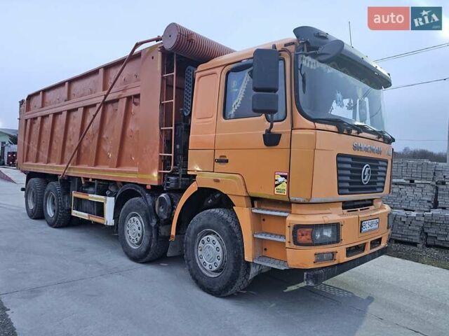 Желтый Шакман SX, объемом двигателя 11.6 л и пробегом 412 тыс. км за 42000 $, фото 1 на Automoto.ua