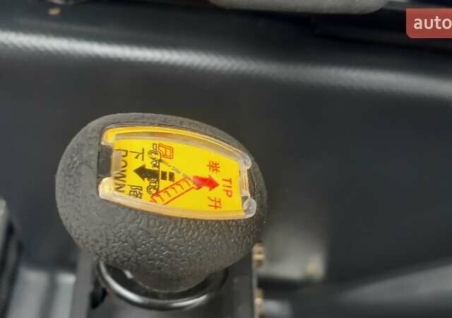 Помаранчевий Шакман X3000, об'ємом двигуна 12 л та пробігом 2 тис. км за 105000 $, фото 16 на Automoto.ua