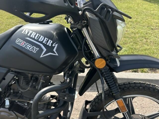Черный Шанрай 3302, объемом двигателя 0.2 л и пробегом 0 тыс. км за 45000 $, фото 5 на Automoto.ua