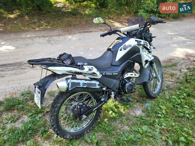 Белый Шанрай X-Trail 200, объемом двигателя 0.2 л и пробегом 10 тыс. км за 850 $, фото 1 на Automoto.ua