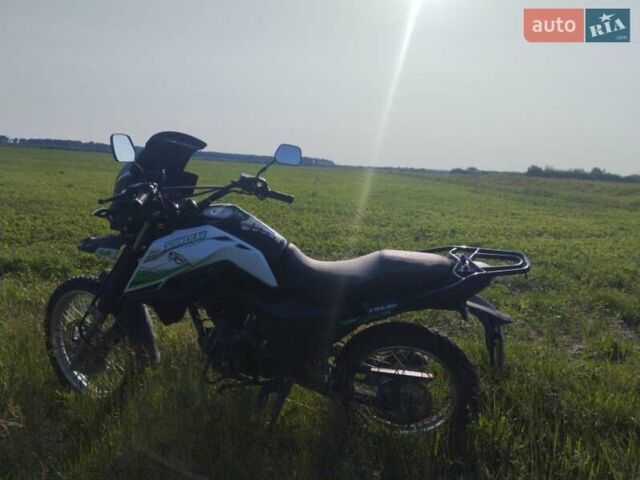 Шанрай X-Trail 200, объемом двигателя 0 л и пробегом 3 тыс. км за 1150 $, фото 1 на Automoto.ua