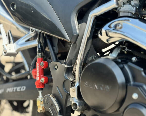 Черный Шанрай XY250GY-6B, объемом двигателя 0.23 л и пробегом 7 тыс. км за 1200 $, фото 4 на Automoto.ua