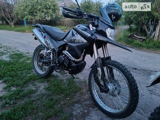 Шанрай XY 250GY-6B Enduro, объемом двигателя 0 л и пробегом 2 тыс. км за 1599 $, фото 2 на Automoto.ua