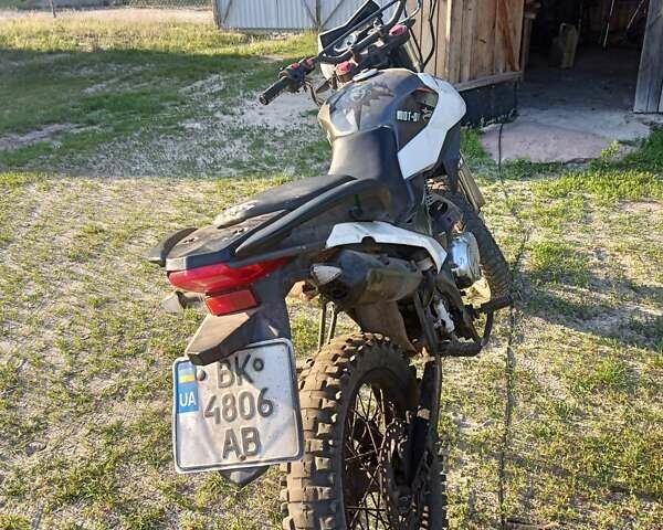 Белый Шанрай XY 250GY-6C, объемом двигателя 0 л и пробегом 10 тыс. км за 600 $, фото 5 на Automoto.ua