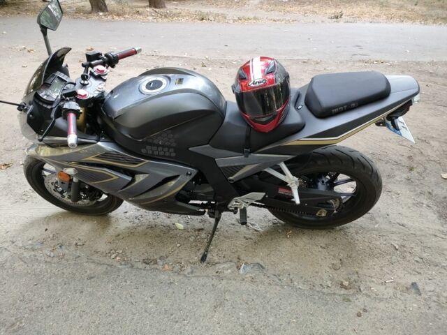 Шанрай Z1, объемом двигателя 0.25 л и пробегом 0 тыс. км за 1700 $, фото 7 на Automoto.ua