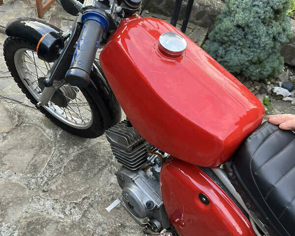 Симсон Easy 1980 в Коломые на Automoto.ua Красный Симсон Easy, объемом двигателя 5 л и пробегом 1 тыс. км за 695 $, фото 1 на Automoto.ua